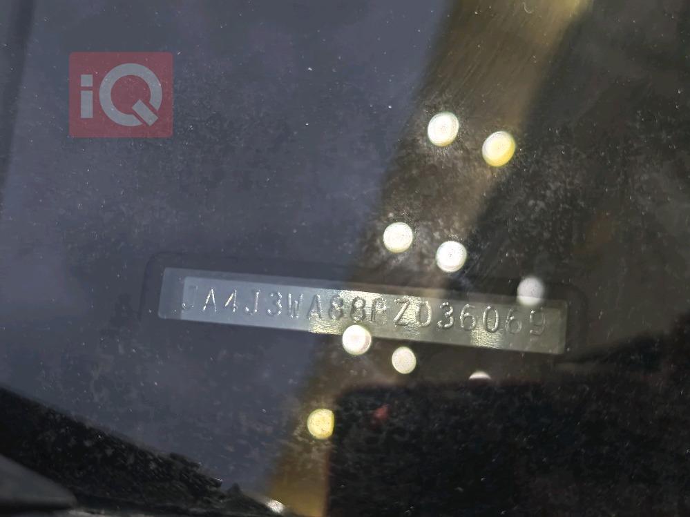 ميتسوبيشي اوتلاندر